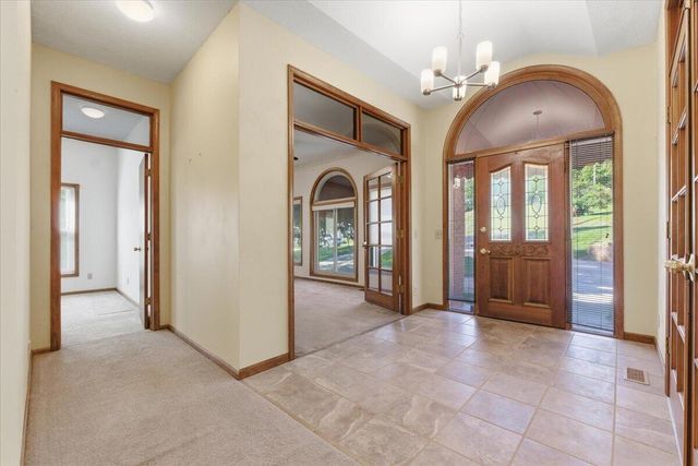 19241 HAWTHORNE Avenue, Council Bluffs, IA 51503