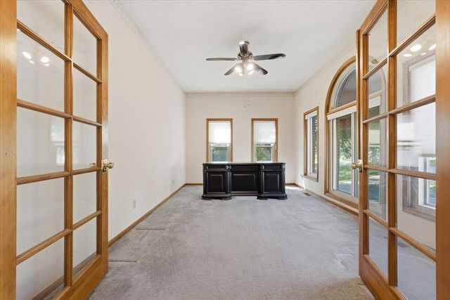 19241 HAWTHORNE Avenue, Council Bluffs, IA 51503