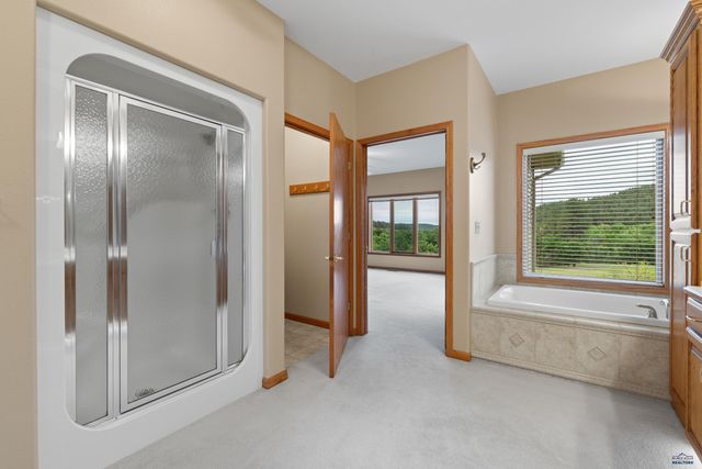 13866 BATTLE CREEK RD, Hermosa, SD 57744