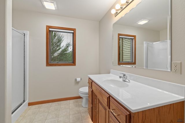 13866 BATTLE CREEK RD, Hermosa, SD 57744