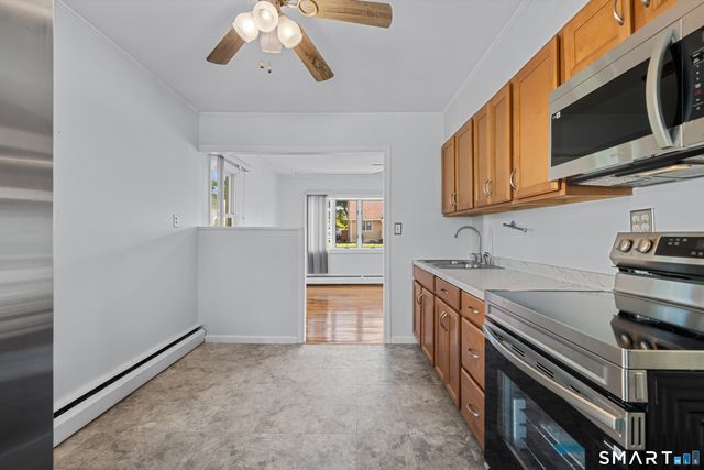72 South Street, West Haven, CT 06516
