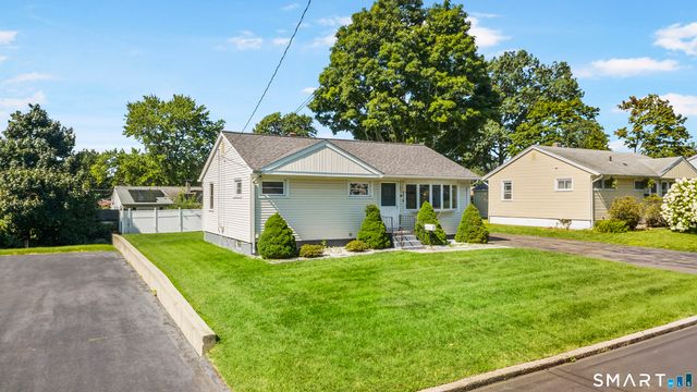 72 South Street, West Haven, CT 06516
