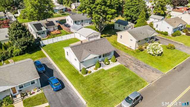 72 South Street, West Haven, CT 06516