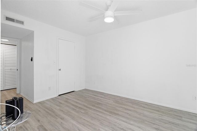 2060 MARILYN STREET 127, Clearwater, FL 33765