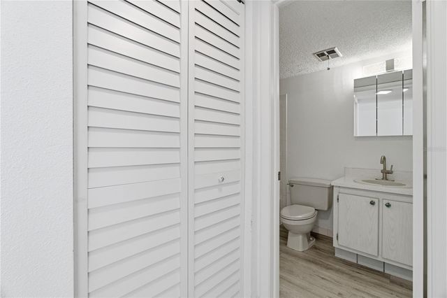 2060 MARILYN STREET 127, Clearwater, FL 33765