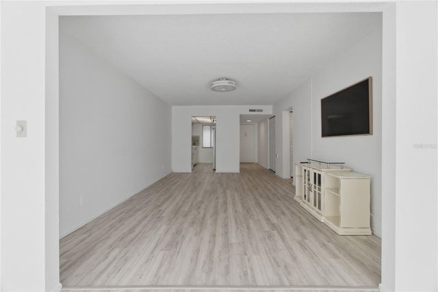 2060 MARILYN STREET 127, Clearwater, FL 33765