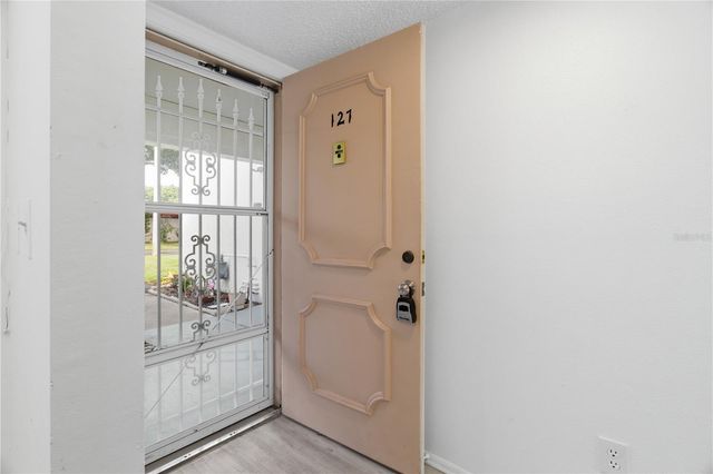 2060 MARILYN STREET 127, Clearwater, FL 33765