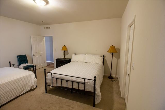 17295 Olive Road, Fayetteville, AR 72701