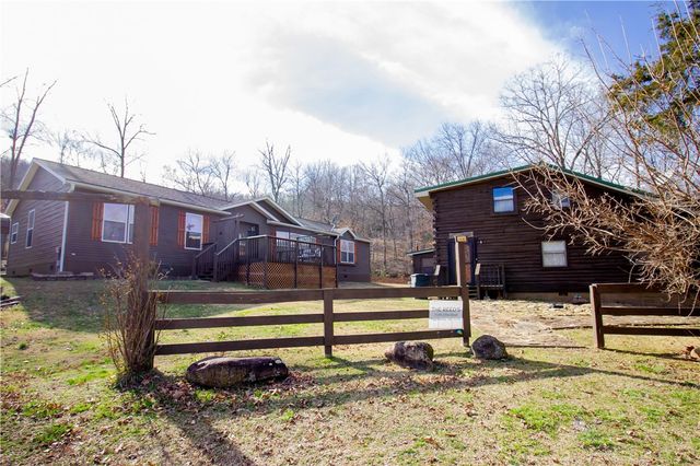 17295 Olive Road, Fayetteville, AR 72701