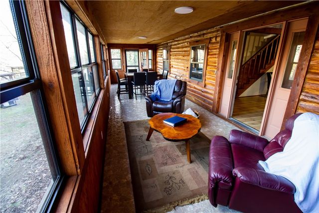 17295 Olive Road, Fayetteville, AR 72701