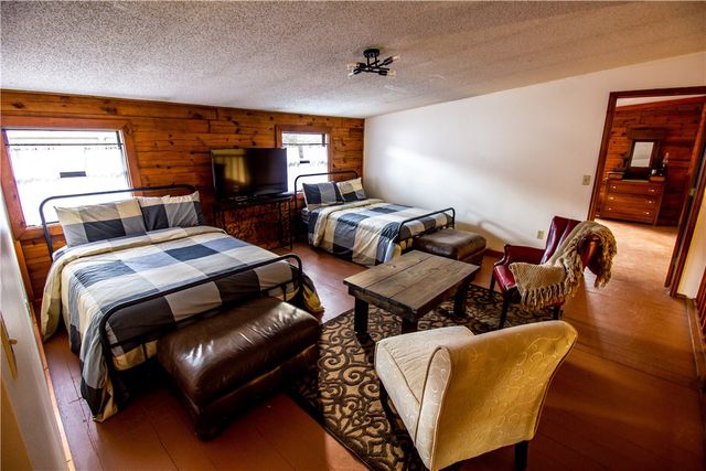 17295 Olive Road, Fayetteville, AR 72701