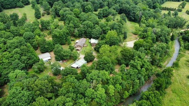 17295 Olive Road, Fayetteville, AR 72701