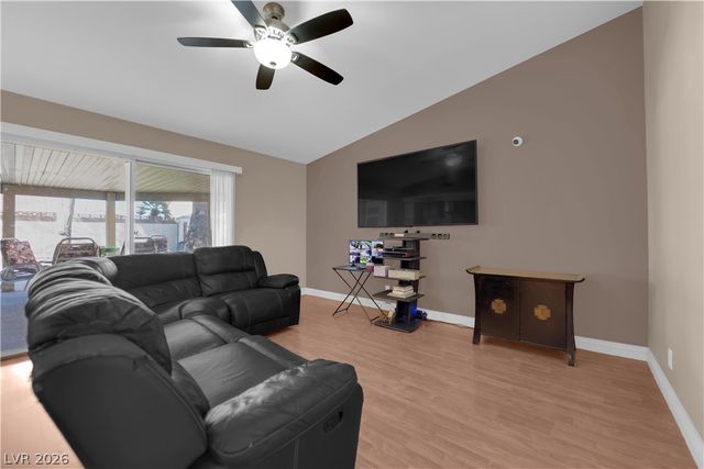 8604 Abanico Court, Las Vegas, NV 89117