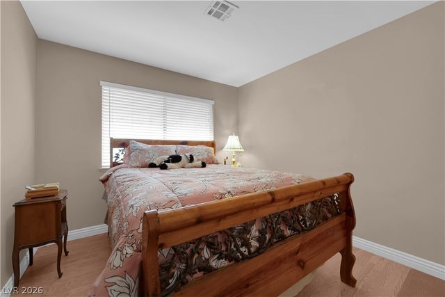 8604 Abanico Court, Las Vegas, NV 89117