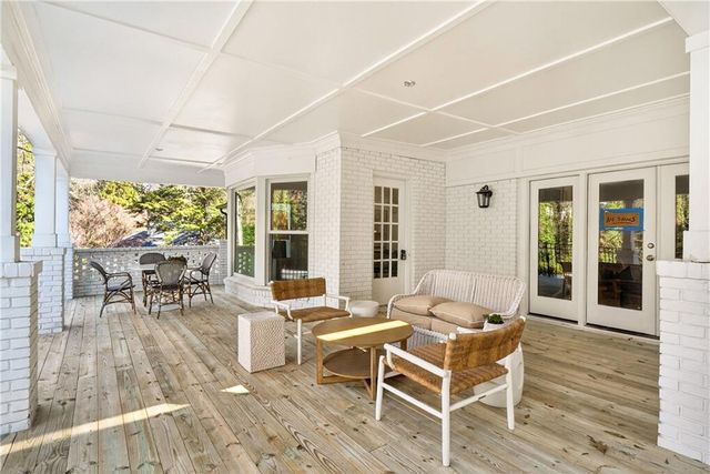 1330 W Wesley NW Road, Atlanta, GA 30327