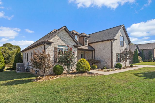 2257 London Ln, Greenbrier, TN 37073