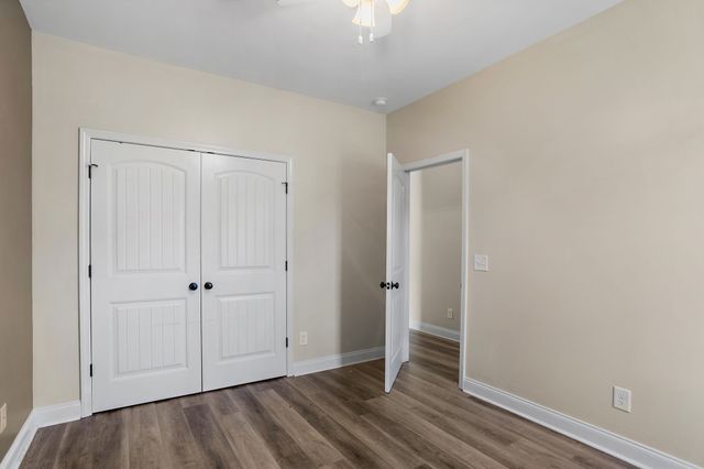 2257 London Ln, Greenbrier, TN 37073