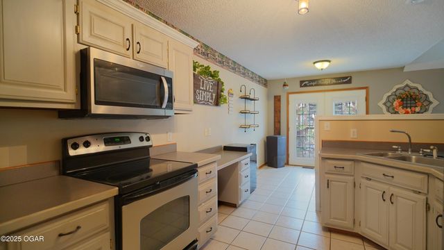 4230 Grand Avenue, Joplin, MO 64804