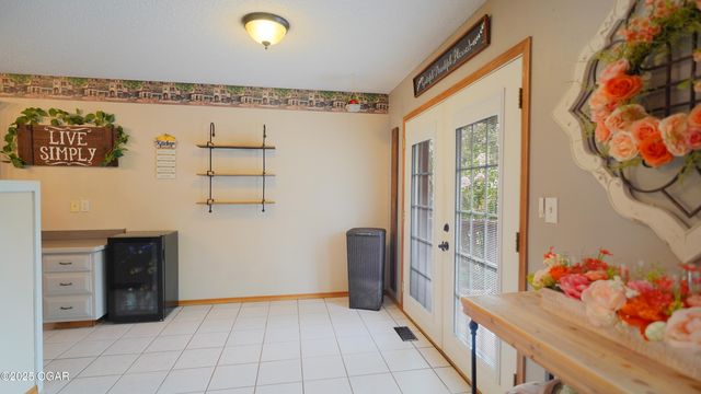 4230 Grand Avenue, Joplin, MO 64804