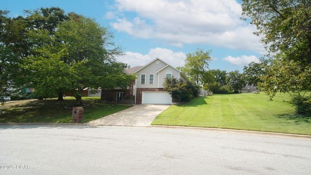4230 Grand Avenue, Joplin, MO 64804