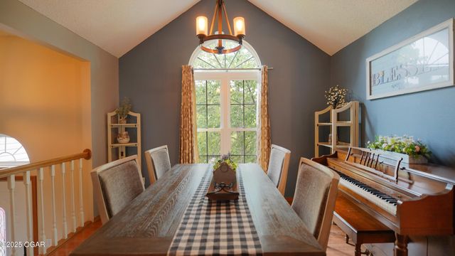 4230 Grand Avenue, Joplin, MO 64804