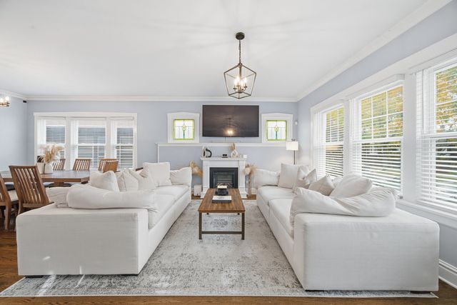 1826 S 49th Court, Cicero, IL 60804