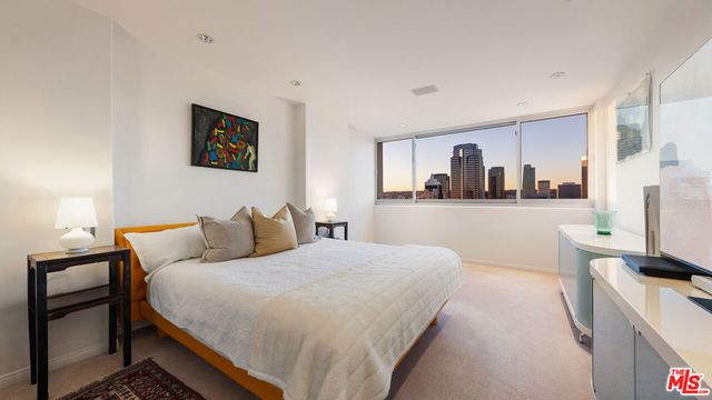 2220 Avenue Of The Stars 1802W, Los Angeles, CA 90067