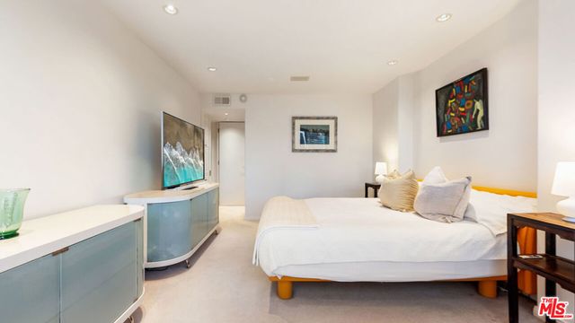 2220 Avenue Of The Stars 1802W, Los Angeles, CA 90067