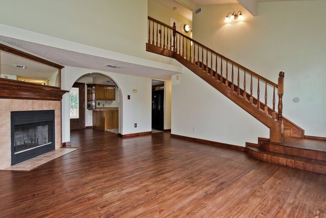 6014 Parkmeadow Drive, Arlington, TX 76018