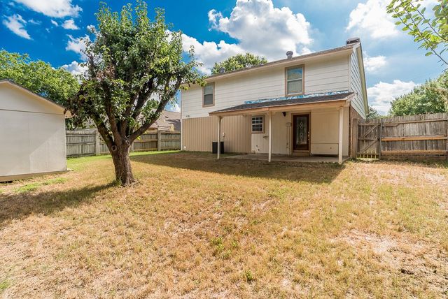 6014 Parkmeadow Drive, Arlington, TX 76018
