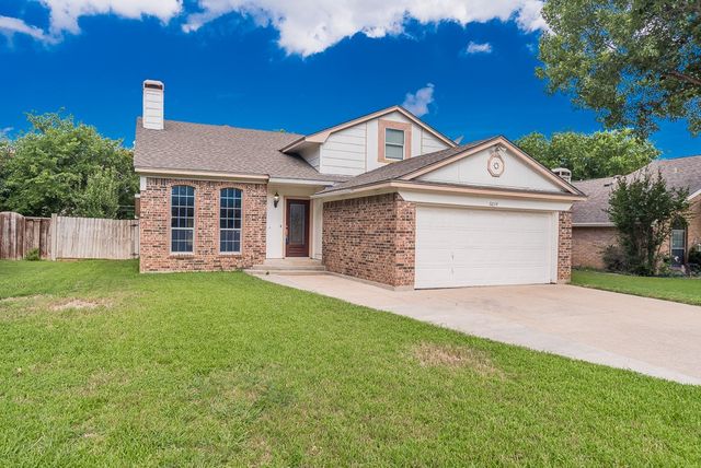 6014 Parkmeadow Drive, Arlington, TX 76018