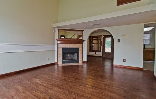 6014 Parkmeadow Drive, Arlington, TX 76018