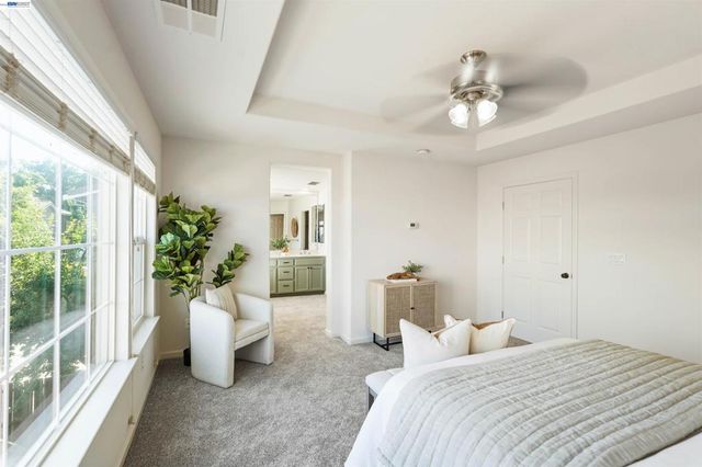 2324 Fortuna Ln, Tracy, CA 95377
