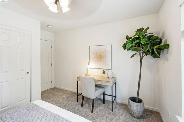 2324 Fortuna Ln, Tracy, CA 95377