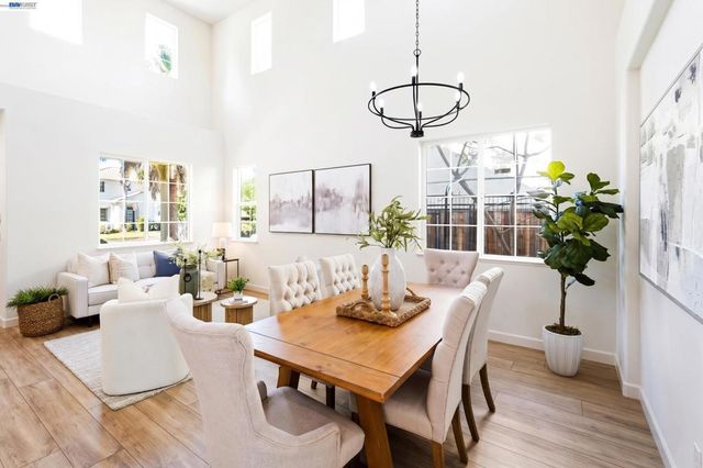 2324 Fortuna Ln, Tracy, CA 95377