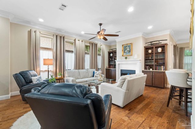 8508 Salt Grass Dr W, Pensacola, FL 32526