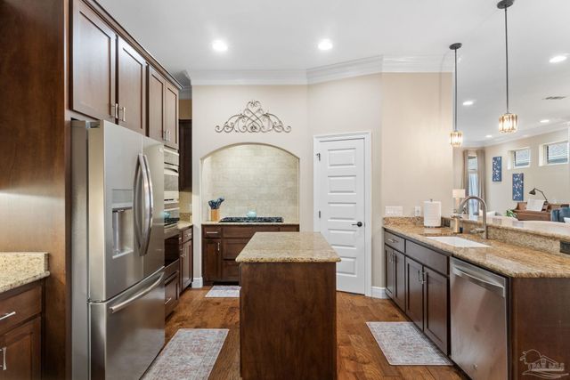 8508 Salt Grass Dr W, Pensacola, FL 32526