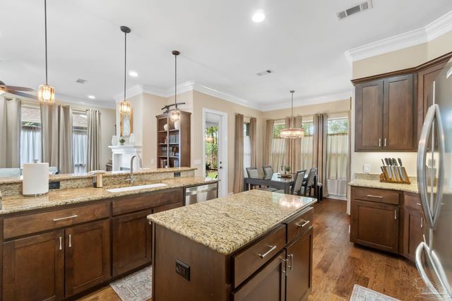 8508 Salt Grass Dr W, Pensacola, FL 32526