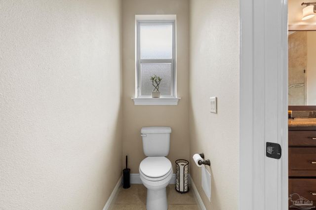 8508 Salt Grass Dr W, Pensacola, FL 32526