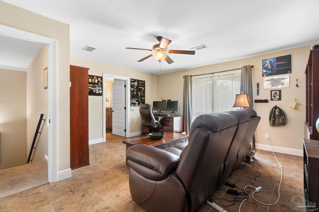 8508 Salt Grass Dr W, Pensacola, FL 32526