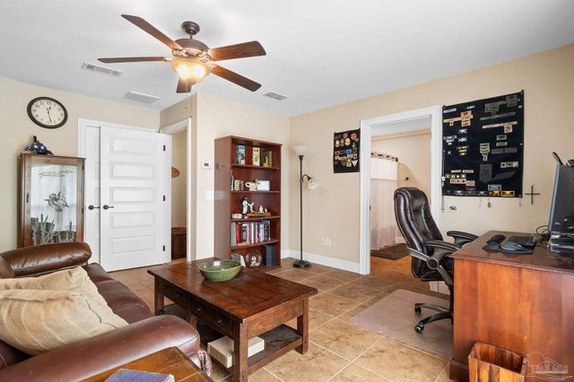 8508 Salt Grass Dr W, Pensacola, FL 32526