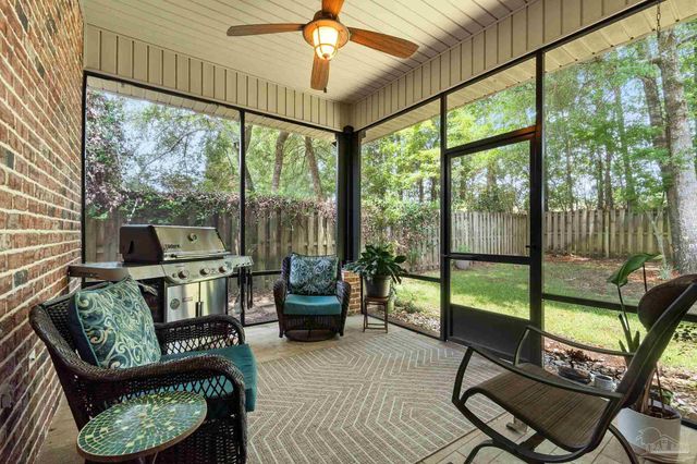 8508 Salt Grass Dr W, Pensacola, FL 32526