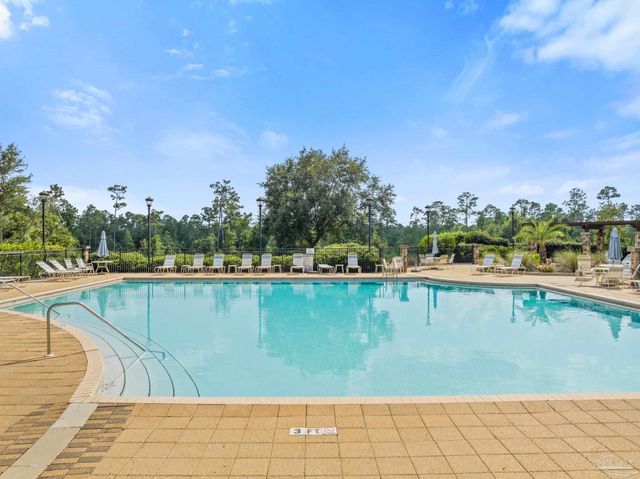 8508 Salt Grass Dr W, Pensacola, FL 32526