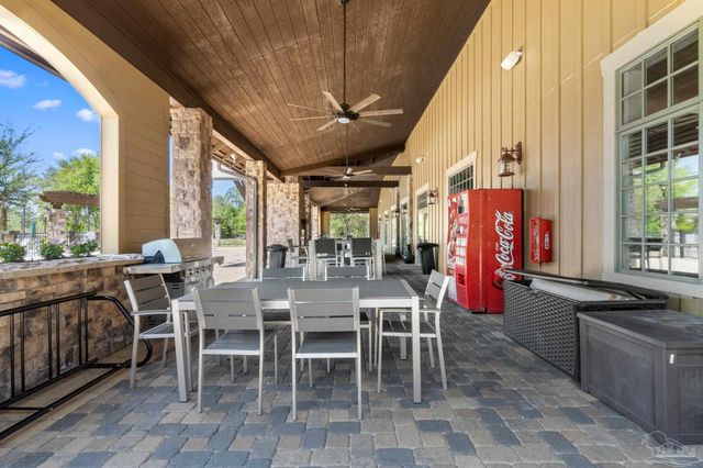 8508 Salt Grass Dr W, Pensacola, FL 32526