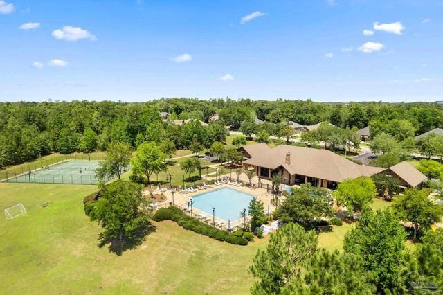 8508 Salt Grass Dr W, Pensacola, FL 32526