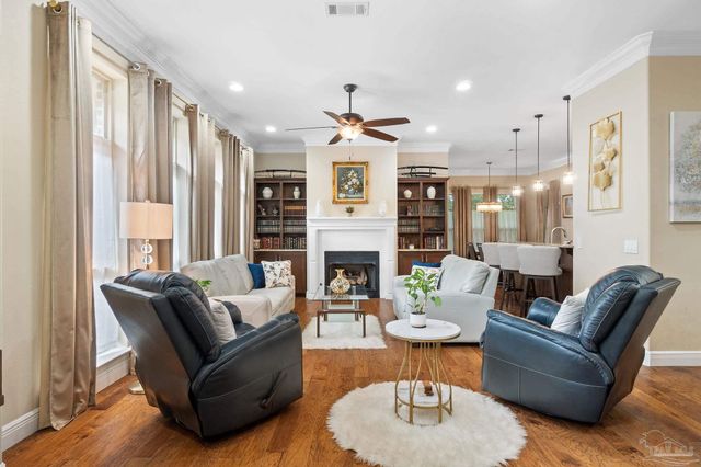 8508 Salt Grass Dr W, Pensacola, FL 32526