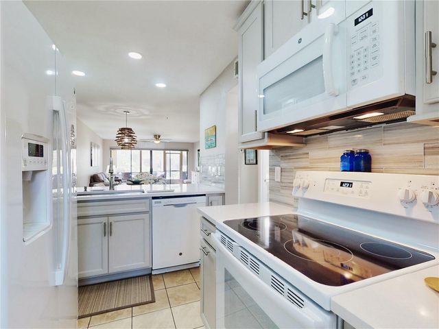 451 BOUCHELLE DRIVE 104, New Smyrna Beach, FL 32169