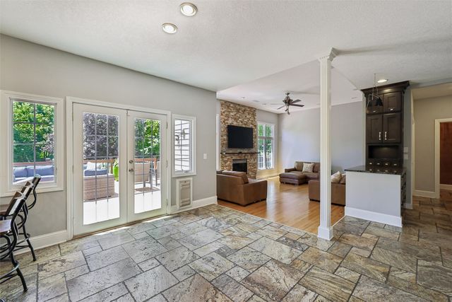 5749 Wentworth None, Johnston, IA 50131