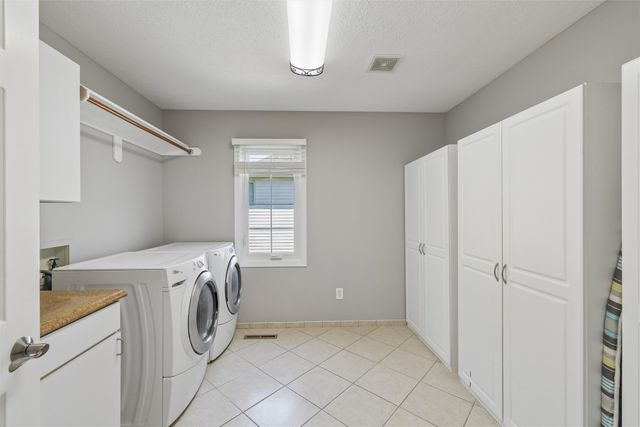5749 Wentworth None, Johnston, IA 50131