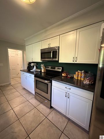 359 Rhea Lee Drive, Paducah, KY 42001